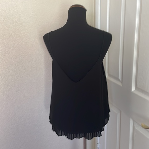 Tilldon Black spagehetti strap Pleated Bottom Top - Picture 8 of 9